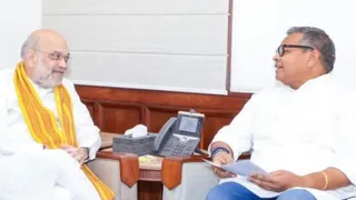 जमुई सांसद अरुण भारती और गृहमंत्री अमित शाह। फोटो सोशल मीडिया