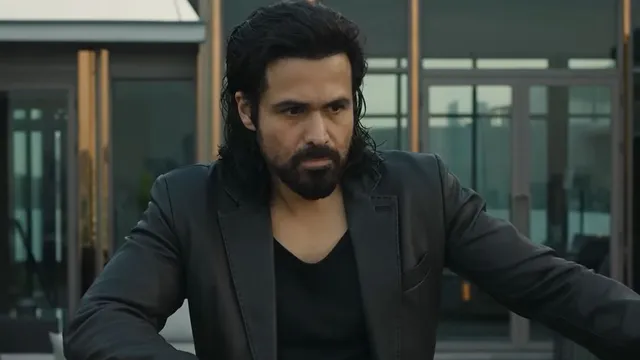 19 साल बाद Emraan Hashmi के सैड सॉन्ग का बना रीमिक्स, इंटरनेट पर मचाई धूम; रिपीट पर गाना सुन रहे लोग