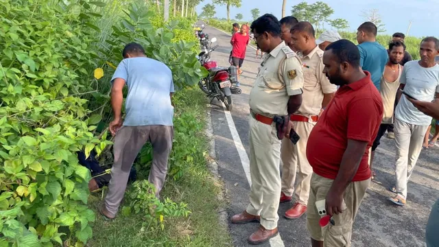 पश्चिम चंपारण के नौरंगिया में सड़क हादसे में बाइक सवार की मौत, पहचान में जुटी पुलिस