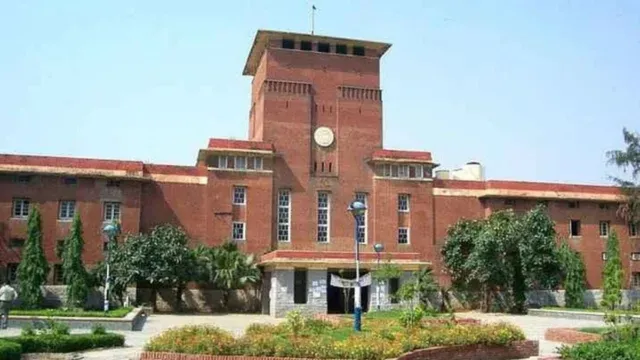 DU Admission 2026: तीसरे चरण में भर सकती हैं 10000 खाली सीटें, मिड एंट्री में छात्रों ने दिखाई रुचि
