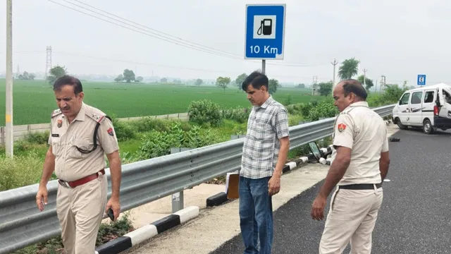 जींद में चलती गाड़ी का टायर फटा, पीछे से आ रहे वाहन ने मारी टक्कर; दो की मौत और 7 घायल
