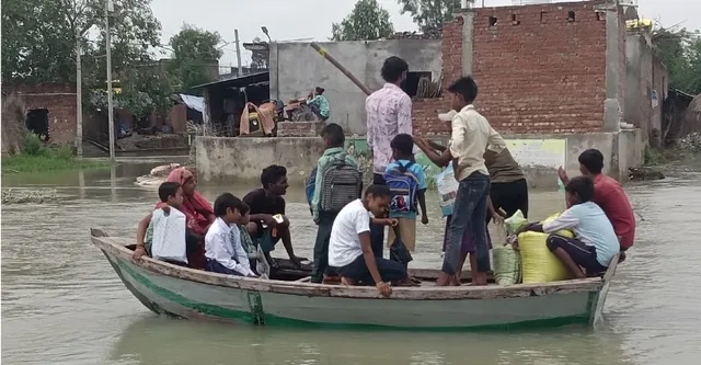 यूपी में बाढ़ का कहर, बांदा में चंद्रावल उफान पर, फर्रुखाबाद में गंगा के बढ़ते जलस्तर से कई गांव चपेट में
