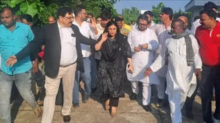 फिरोज पप्पू हत्याकांड में पूर्व सांसद रिजवान जहीर समेत बेटी और दामाद बरी।