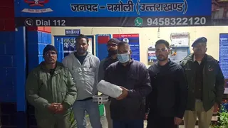 एसआईटी ने गिरफ्तार किया आरोपित। वीडियो से ली तस्वीर।