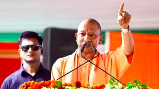 आओ बच्चू, मैं तुम्हें दंगा कराना सिखा देता हूं: सीएम योगी।