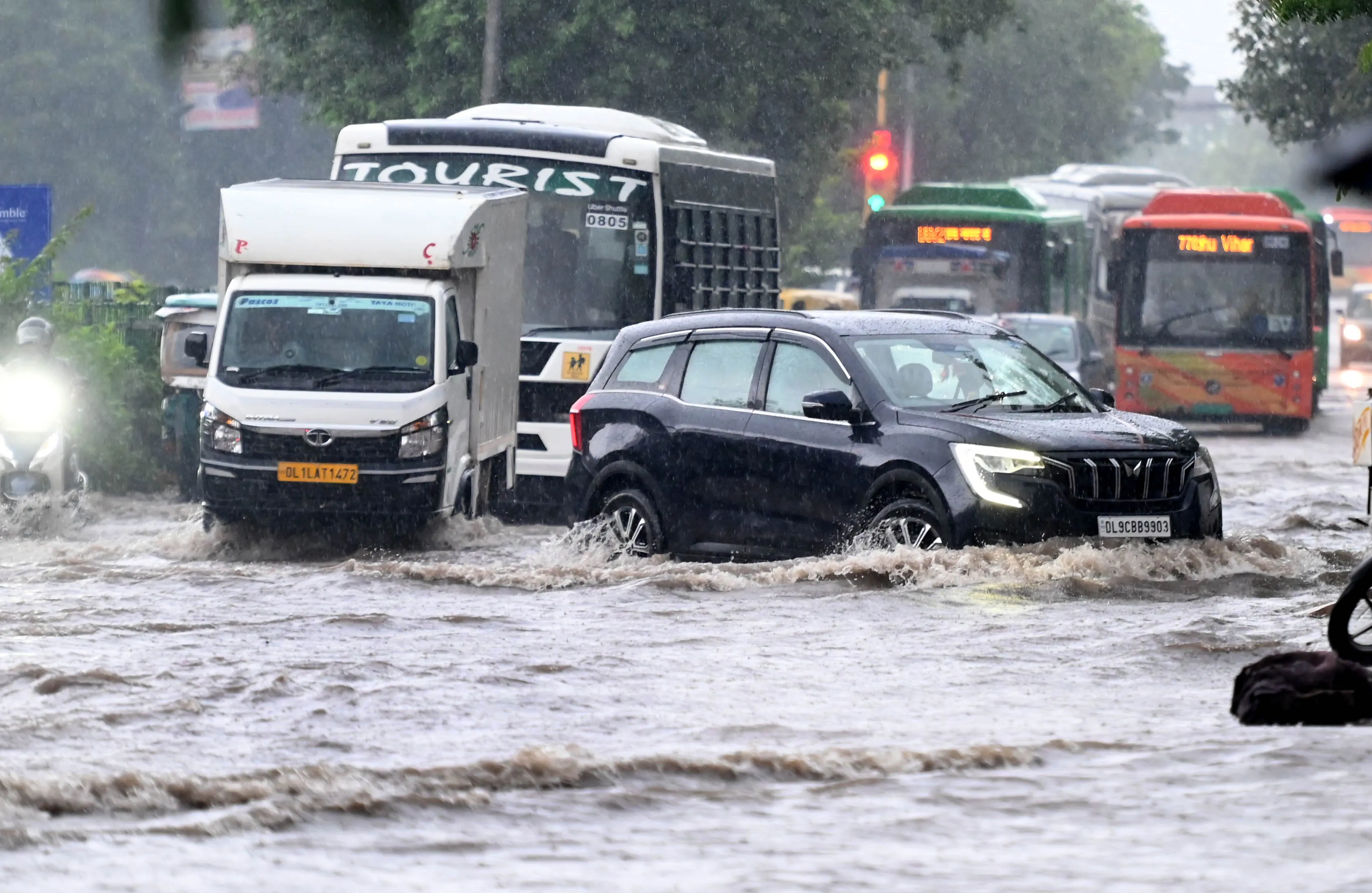 delhi-rain4
