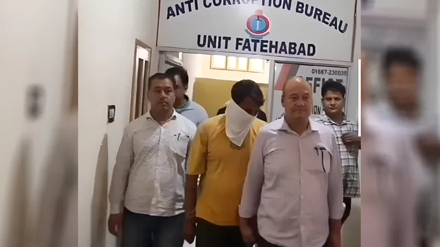 फतेहाबाद में नशे का केस रफा-दफा करने के नाम पर रिश्वत, बिचौलिया गिरफ्तार; पूछताछ के बाद SHO रिहा
