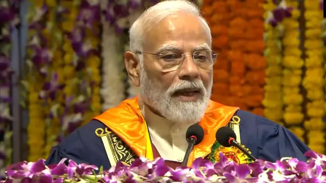 'आज के पल को खुलकर जी लीजिए', IIT दिल्ली के दीक्षांत समारोह में बोले PM मोदी; गर्ल स्टूडेंट्स को लेकर पूछा सवाल
