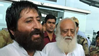 आसाराम के बेटे नारायण साईं को सुप्रीम कोर्ट ने दिया झटका (फाइल फोटो)