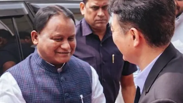 ग्रेटर नोएडा के दौरे पर आए ओडिशा के सीएम मोहन चरण माझी, दादरी से जेपी ग्रीन्स तक सुरक्षा रही चाक-चौबंद
