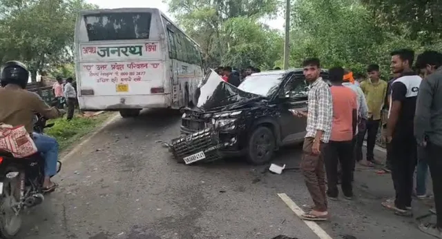 रायबरेली में गड्ढे से बचने को डंपर ड्राइवर ने लगाया ब्रेक, पीछे से टकराई बाइक; युवक की मौत
