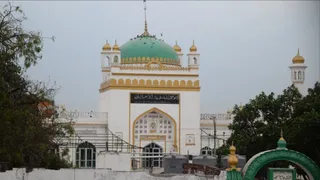 संभल में स्थित जामा मस्जिद।