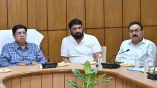 परिवहन निगम की पुरानी बसें इलेक्ट्रिक बसों में हो सकेंगी तब्दील।