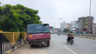 पटना नगर निगम का वाहन। फोटो जागरण