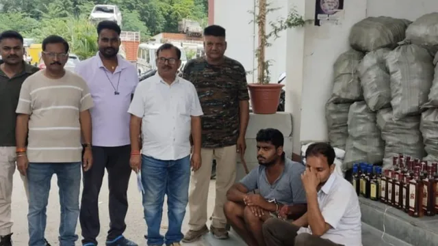 घर बना शराब का अड्डा, गली बनी गोदाम, मुजफ्फरपुर में खुला तस्करी का खेल