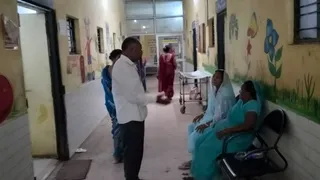 सोनभद्र में कूलर की आग से झुलसे तीन मासूम बच्चे, परिवार में मचा कोहराम।