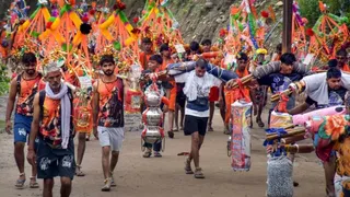 दिल्ली सरकार कांवड़ यात्रियों की सेवा को नारायण सेवा मानकर हर संभव सुविधा प्रदान कर रही है।