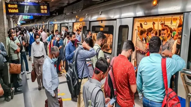 स्वतंत्रता दिवस से पहले मेट्रो स्टेशनों पर सख्ती, सामान की भी होगी जांच; सफर से पहले जान लें ये जरूरी बदलाव

