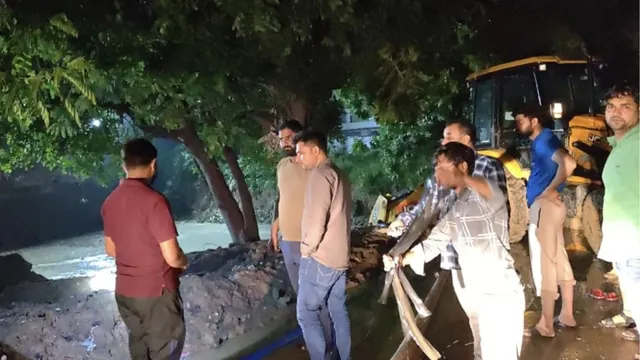 गुरुग्राम के सेक्टर-51 में बेसमेंट खोदाई से बिगड़े हालात, प्लॉट मालिक पर होगी कड़ी कार्रवाई
