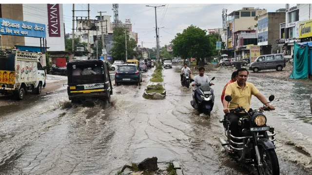 शहर बन रहा ‘टापू’, रेवाड़ी में बारिश ने खोली नगर परिषद की तैयारियों की पोल
