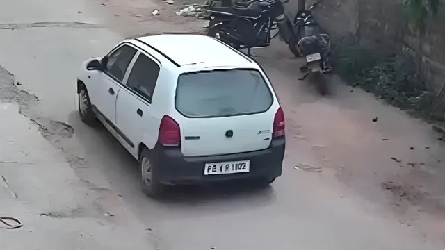 पटियाला में फौजी के घर में घुसे नकली पुलिसकर्मी, जानिए फिर क्या हुआ

