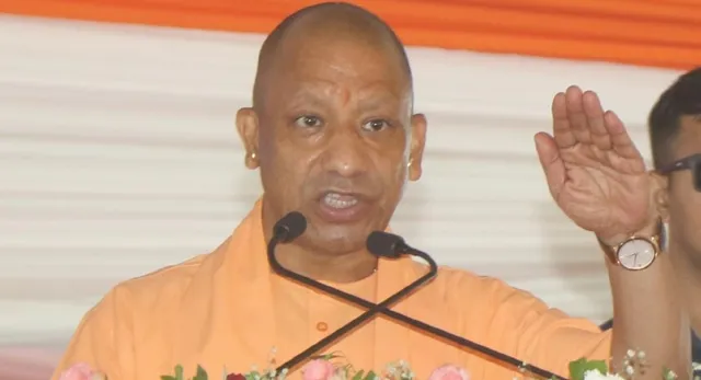 सीएम योगी का गोरखपुर दौरा: तिरंगा यात्रा का करेंगे नेतृत्व, देंगे विकास परियोजनाओं की सौगात
