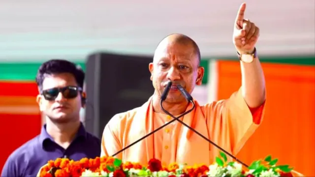 1925 में हिली थी ब्रिटिश हुकूमत... अब इंटरनेट मीडिया से रची जा रही देश को बांटने की साजिश: CM योगी
