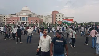 रांची विधानसभा घेराव में छात्रों ने तोड़े 8 बैरिकेड।