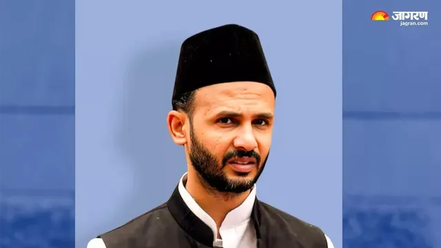 संभल सांसद जियाउर्रहमान बर्क की बढ़ीं मुश्किलें: 'वंदे मातरम' पर दिए बयान को लेकर पुलिस में शिकायत, दर्ज हो सकती है FIR
