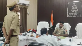 एटा में चरवाहे से मारपीट के आरोप में दो पुलिसकर्मी निलंबित, तीसरे पर कार्रवाई के लिए लिखा पत्र