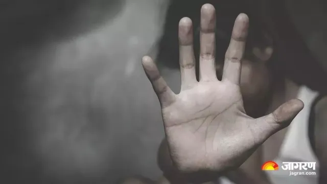अमरोहा में मदरसे के 13 साल के छात्र से कुकर्म, इमाम के खिलाफ परिजनों ने दी तहरीर