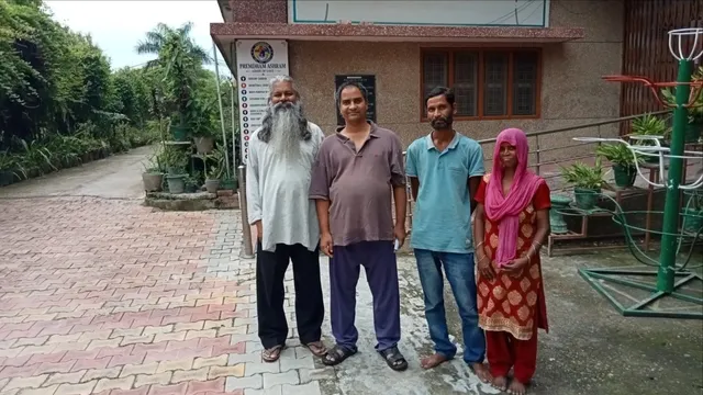 15 साल बाद अपनों से मिला लखीमपुर खीरी का अमित, चार साल से आश्रम में रह रहा था
