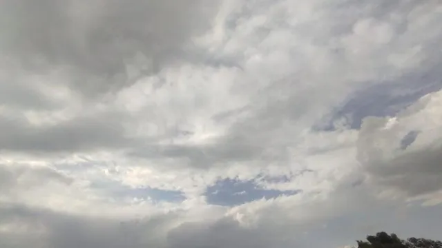 https://www.jagranimages.com/images/2026/08/11/template/image/Etah-Weather-1786463653540.webp