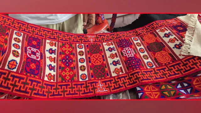 हिमाचल: मंडी के सेरी मंच पर छाई खरगोश की ऊन से बनी शॉल, कीमत 100000 रुपये, मफलर का दाम 30 हजार