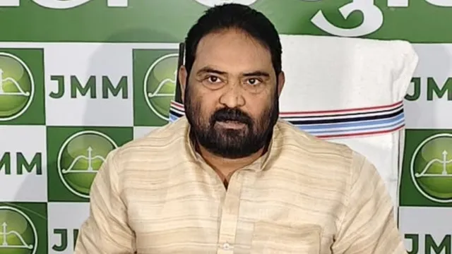 'छात्र आंदोलन को हिंसक बनाने में नाकाम रही BJP', JMM महासचिव विनोद कुमार पांडेय ने बोला हमला