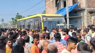 सोनामुखी चौक पर स्पीड ब्रेकर के पास हादसा, इटहरी भ्रमपुर टोला के 19 वर्षीय झाबो मंडल की गई जान