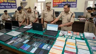 प्रतीकात्मक प्रस्तुतीकरण के लिए तस्वीर को एआई टूल की मदद से बनाया गया है।