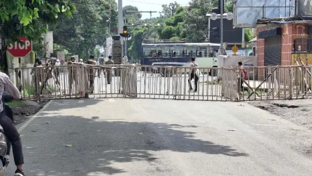 Jharkhand Band LIVE: झारखंड बंद के दौरान बढ़ाई गई सीएम आवास की सुरक्षा, चारों तरफ लगाई गई बैरिकेडिंग