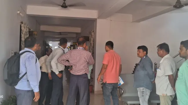 बांका के कार्यपालक अभियंता के 4 ठिकानों पर SVU की छापामारी, आय से अधिक संपत्ति का मामला दर्ज