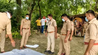 अमेठी में कुएं में मिले नाबालिग प्रेमी जोड़े के शव, तीन दिन से लापता थे; अलग-अलग समुदाय के थे दोनों.. अमेठी में कुएं में मिले नाबालिग प्रेमी जोड़े के शव, तीन दिन से लापता थे; अलग-अलग समुदाय के थे दोनों..