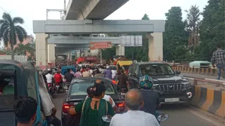 मेरठ में लगा जाम।