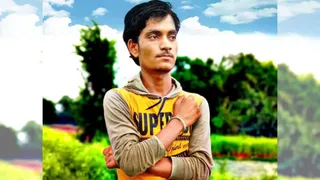 दरभंगा में युवक की फाइल।