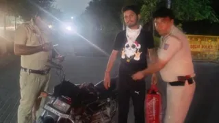 दिल्ली पुलिस ने राजधानी में सुरक्षा मजबूत करने के लिए मेगा नाइट ऑपरेशन चलाया।