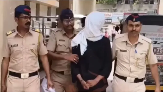 रेप किया, बेल्ट से पीटा, चाकू से 20 घाव किए… नागपुर में इंस्टा फ्रेंड ने नाबालिग को 3 महीने रखा डिजिटल अरेस्ट.. रेप किया, बेल्ट से पीटा, चाकू से 20 घाव किए… नागपुर में इंस्टा फ्रेंड ने नाबालिग को 3 महीने रखा डिजिटल अरेस्ट..