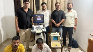 कार्रवाई के दौरान टीम ने एक स्थायी अल्ट्रासाउंड मशीन, एक पोर्टेबल अल्ट्रासाउंड मशीन और डिकॉय से लिए गए 40 हजार रुपये बरामद किए।