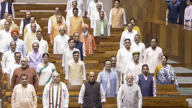 लोकसभा की कार्यवाही अनिश्चितकाल के लिए स्थगित। (फोटो- पीटीआई।)