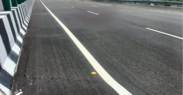 Lucknow Kanpur Expressway: 4200 करोड़ खर्च कर बने NHAI के एक्सप्रेसवे की दुर्दशा, 24 घंटे में 4 जगह और धंसा
