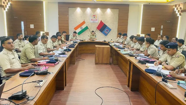 रामगढ़ में अब शिकायत पर देर नहीं, डायल 112 पर नौ मिनट में मिलेगा रिस्पांस; एसपी ने दिए निर्देश