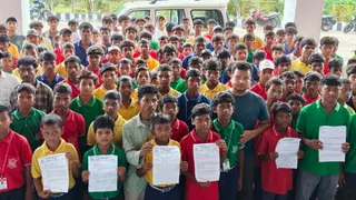 दुमका छात्रावास में छात्रों का अल्टीमेटम, मूलभूत सुविधाओं के अभाव में आंदोलन की चेतावनी