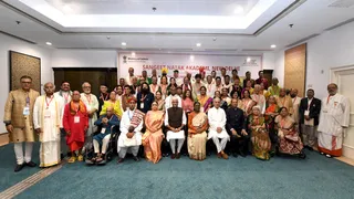 राष्ट्रपति ने 100 से अधिक कलाकारों को संगीत नाटक अकादमी की फेलोशिप और पुरस्कार दिए